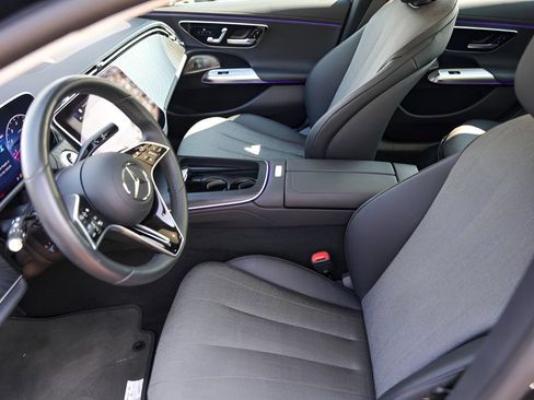 Used 2024 Mercedes-Benz E 450 4MATIC Sedan image 8
