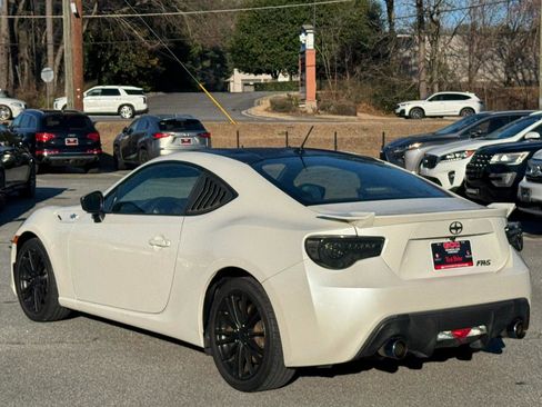 Used 2013 Scion FR-S image 5
