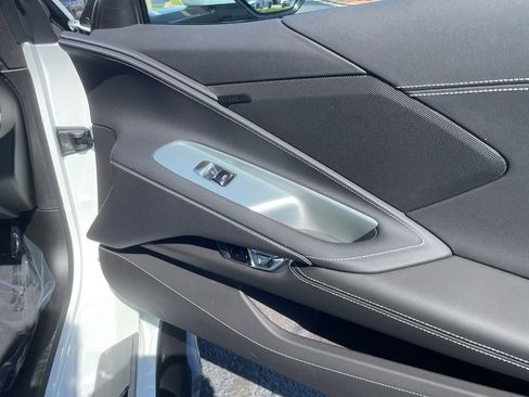Used 2024 Chevrolet Corvette Z06 RWD image 10