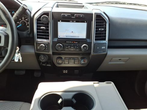 Used 2019 Ford F150 XLT w/ Equipment Group 302A Luxury AWD/4WD image 15