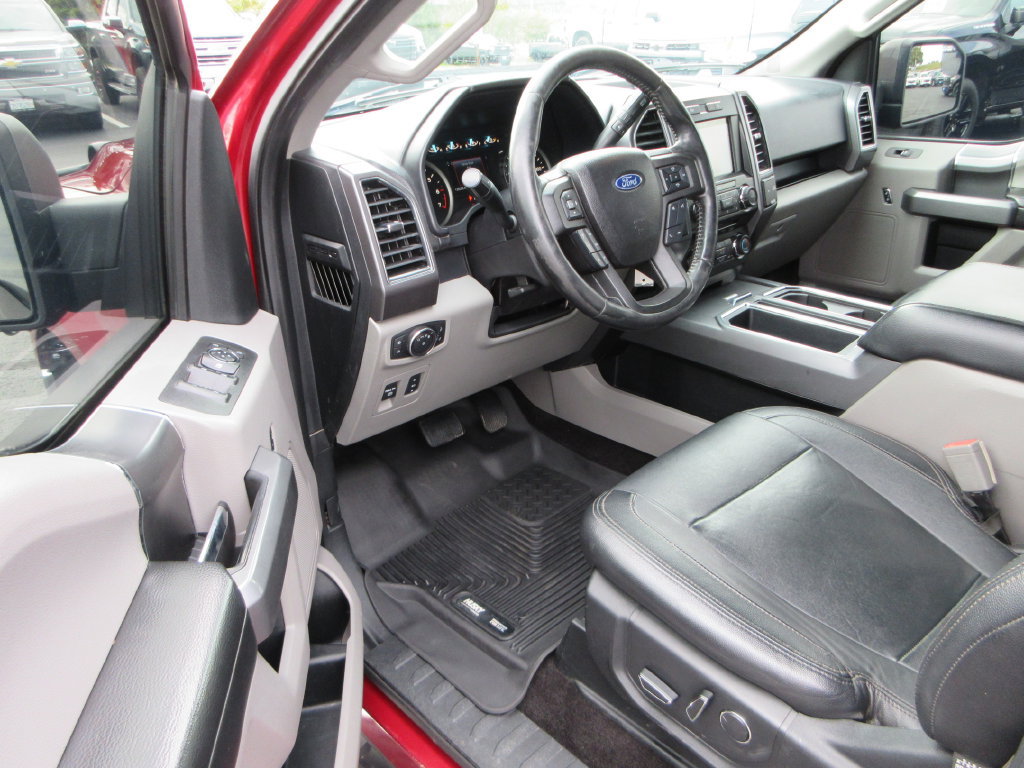 Used 2018 Ford F150 XLT w/ Equipment Group 302A Luxury AWD/4WD image 15