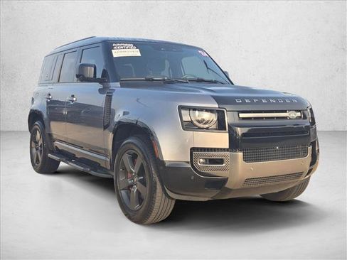 Used 2024 Land Rover Defender 110 X AWD/4WD image 3