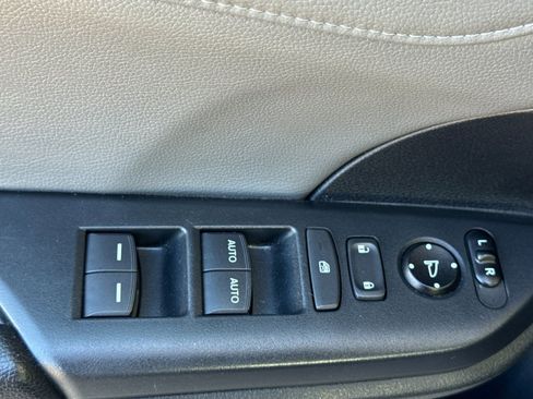 Used 2016 Honda Civic EX-L image 11