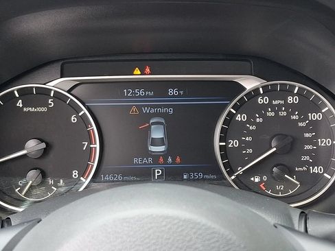 Used 2025 Nissan Altima 2.5 SV AWD/4WD image 19