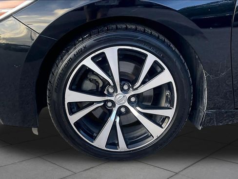 Used 2018 Nissan Maxima 3.5 SL FWD image 11