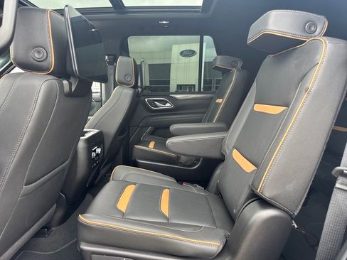 Used 2024 GMC Yukon AT4 w/ Technology Package image 13