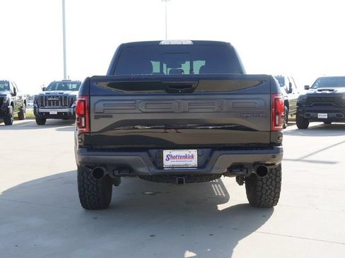 Used 2018 Ford F150 Raptor w/ Equipment Group 802A Luxury AWD/4WD image 8