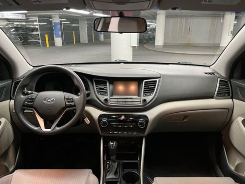 Used 2018 Hyundai Tucson SEL image 6