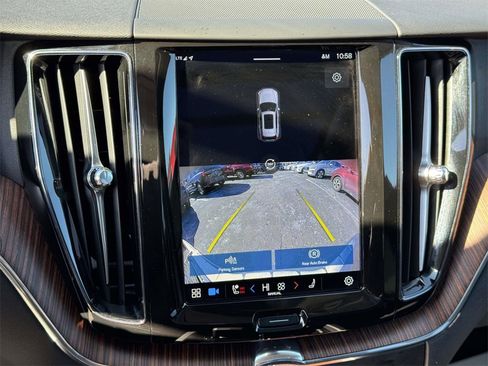 Certified 2023 Volvo XC60 B5 Plus image 26