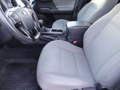 Used 2023 Toyota Tacoma SR AWD/4WD image 6