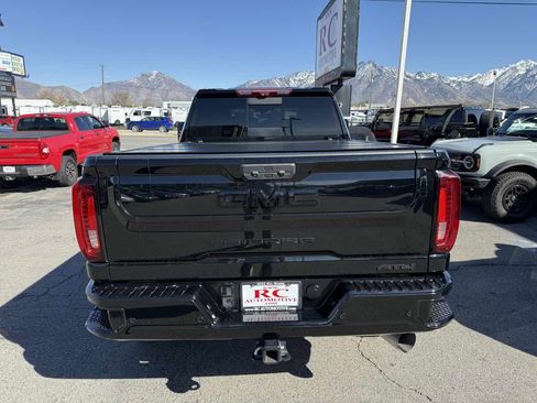 Used 2023 GMC Sierra 3500 AT4 w/ AT4 Preferred Package image 7