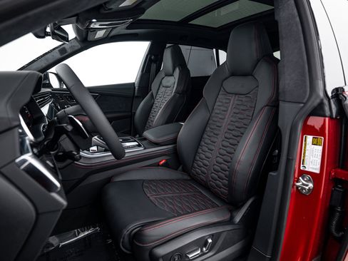 New 2026 Audi RS Q8 performance image 18