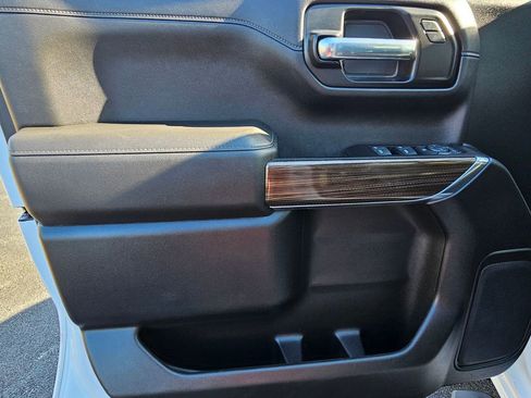 Used 2022 Chevrolet Silverado 1500 LT Trail Boss w/ Safety Package image 16