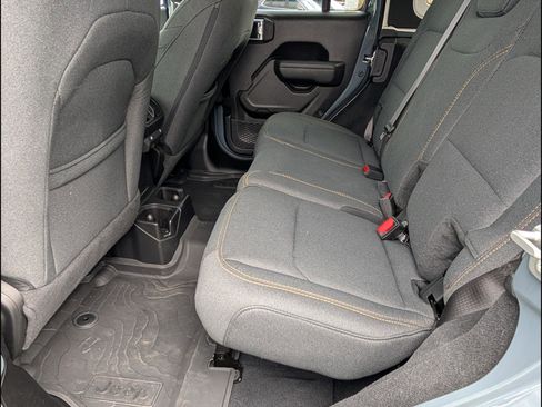 Used 2024 Jeep Wrangler Willys image 17