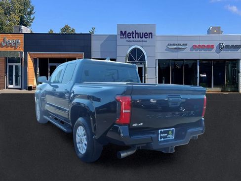 Used 2024 Toyota Tacoma SR5 AWD/4WD image 5