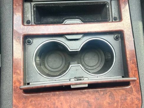 Used 2013 Chevrolet Avalanche LTZ image 28