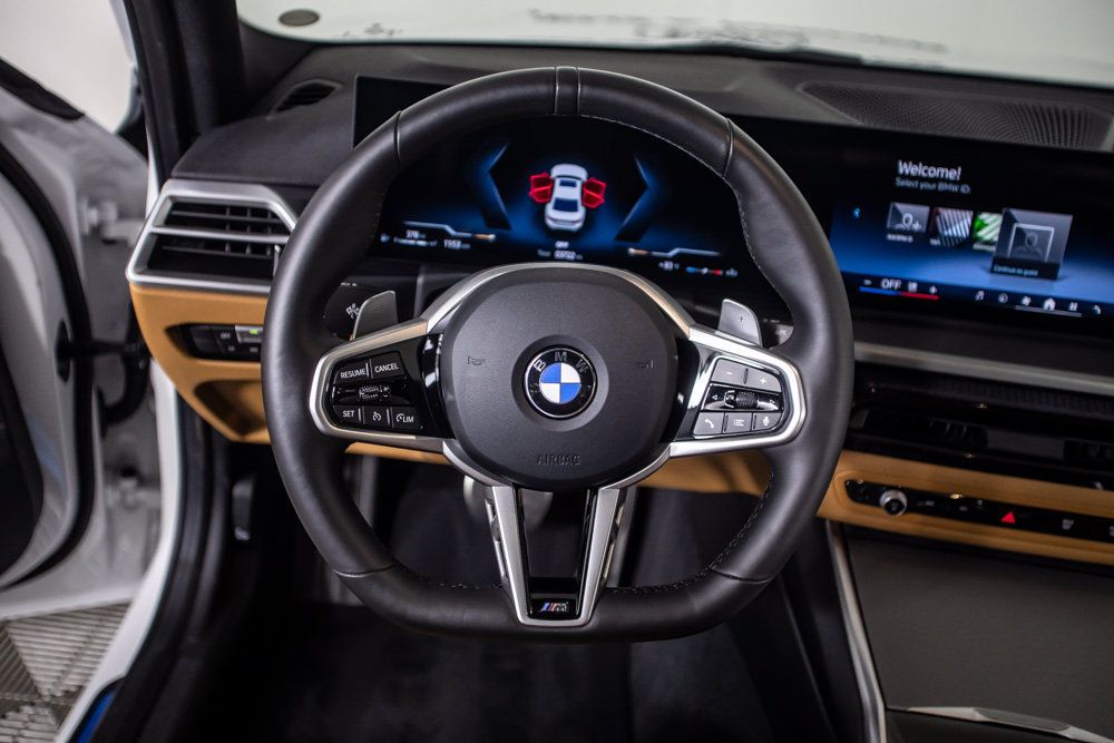 Used 2026 BMW 330i Sedan w/ M Sport Package RWD image 26