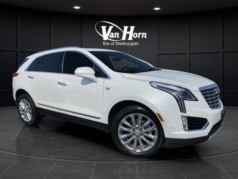 Used 2019 Cadillac XT5 Platinum AWD/4WD image 2