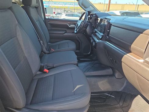 Used 2023 Chevrolet Silverado 1500 RST w/ Redline Edition AWD/4WD image 19