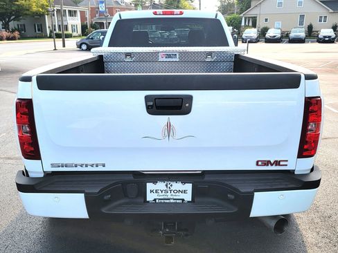 Used 2012 GMC Sierra 3500 Denali image 6
