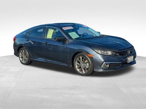 Used 2019 Honda Civic EX image 2