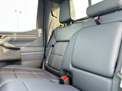 New 2026 Chevrolet Silverado 1500 High Country w/ Technology Package AWD/4WD image 19