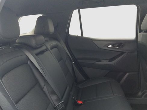 New 2026 Chevrolet Equinox LT w/ Convenience Package II image 30