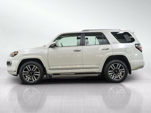 Used 2023 Toyota 4Runner Limited AWD/4WD image 2