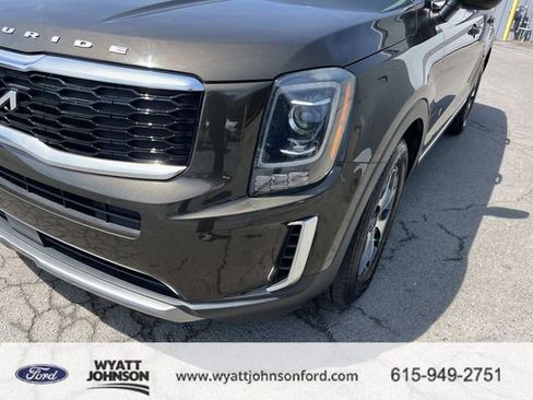 Used 2022 Kia Telluride EX FWD image 9