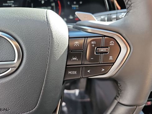 Used 2025 Lexus RX 350 F Sport image 28