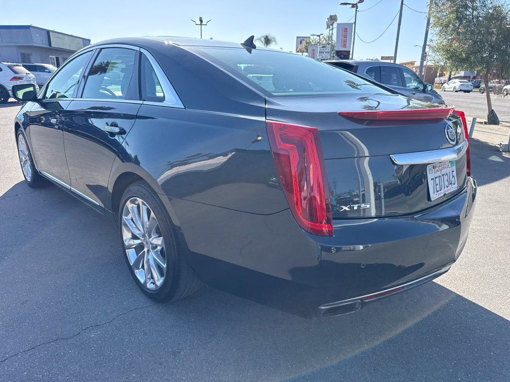 Used 2014 Cadillac XTS Luxury w/ Driver Awareness Package FWD image 4