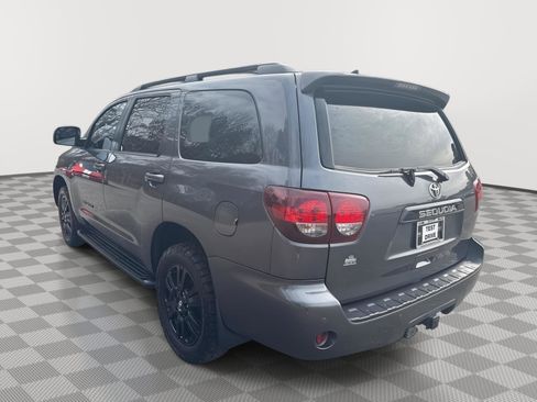 Used 2018 Toyota Sequoia TRD Sport image 7