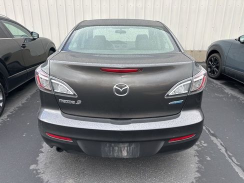 Used 2013 MAZDA MAZDA3 i Touring w/ Preferred Equipment Pkg image 5