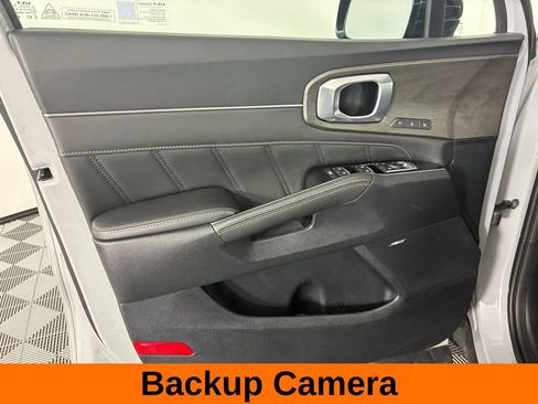 Used 2025 Kia Sorento SX Prestige image 10