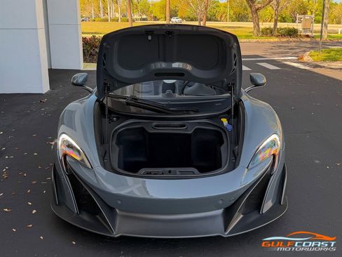 Used 2016 McLaren 675LT image 38