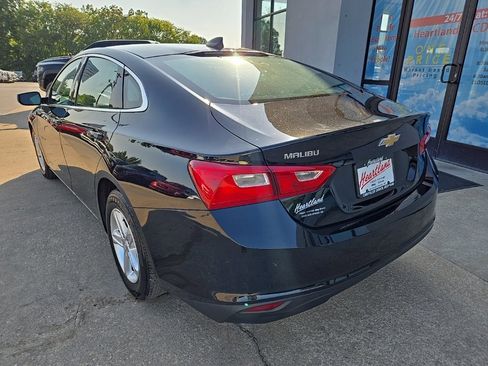 Used 2022 Chevrolet Malibu LS image 9