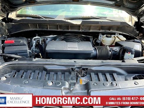 Used 2019 Chevrolet Silverado 1500 Custom Trail Boss w/ Custom Convenience Package AWD/4WD image 28