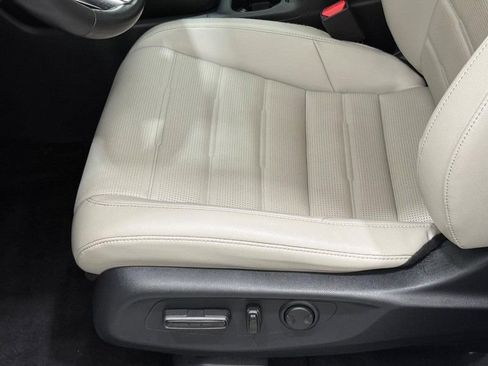 Used 2023 Honda CR-V EX-L image 21