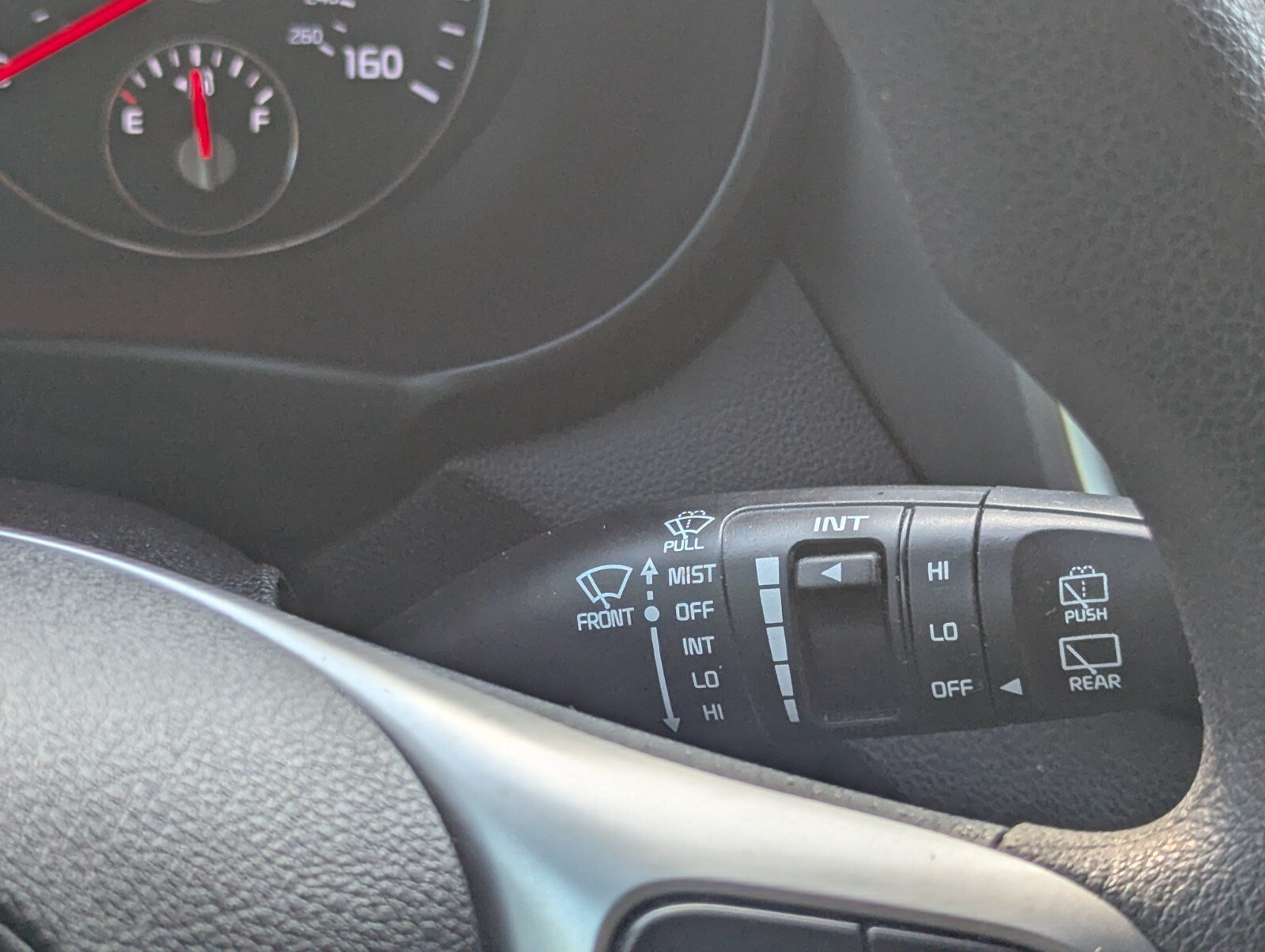 Used 2020 Kia Sorento LX FWD image 34