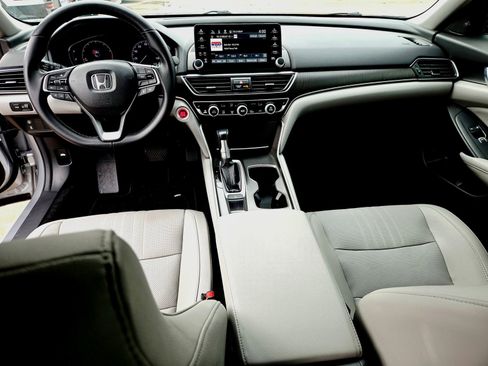 Used 2019 Honda Accord EX-L image 8