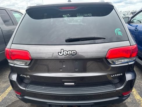 Used 2014 Jeep Grand Cherokee Laredo w/ 18" Wheel & 8.4" Radio Group AWD/4WD image 13