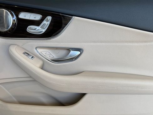 Used 2020 Mercedes-Benz C 300 Cabriolet image 21