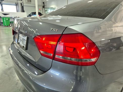 Used 2015 Volkswagen Passat 1.8T Wolfsburg Edition image 11