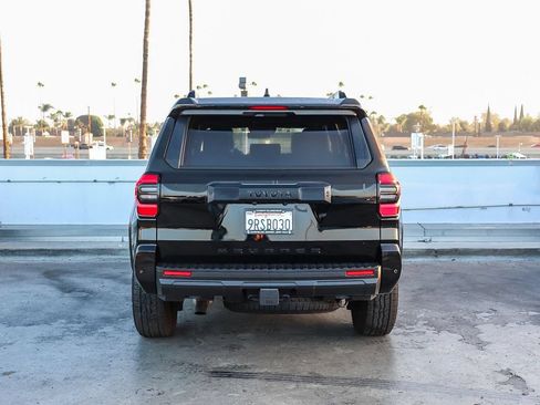 Used 2025 Toyota 4Runner TRD Off-Road Premium w/ Tow Technology Package AWD/4WD image 8