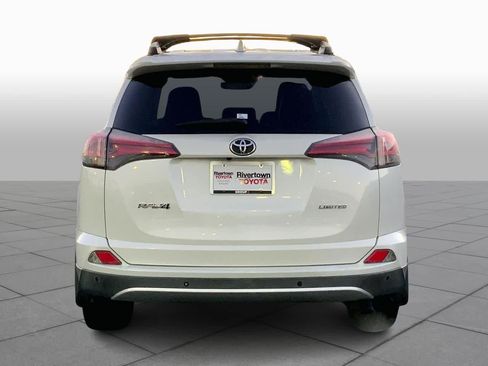 Used 2016 Toyota RAV4 Limited image 4