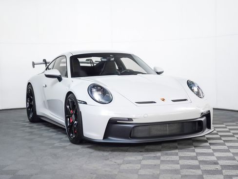 Used 2022 Porsche 911 GT3 image 8