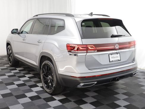 New 2026 Volkswagen Atlas SE image 15