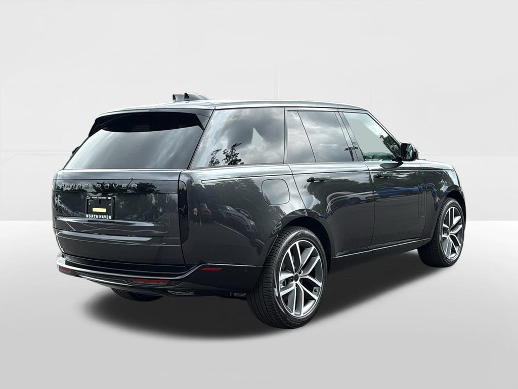 Used 2026 Land Rover Range Rover SE AWD/4WD image 4