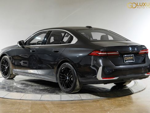 Used 2025 BMW 530i RWD image 12