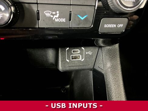 Used 2023 Jeep Compass Trailhawk AWD/4WD image 16